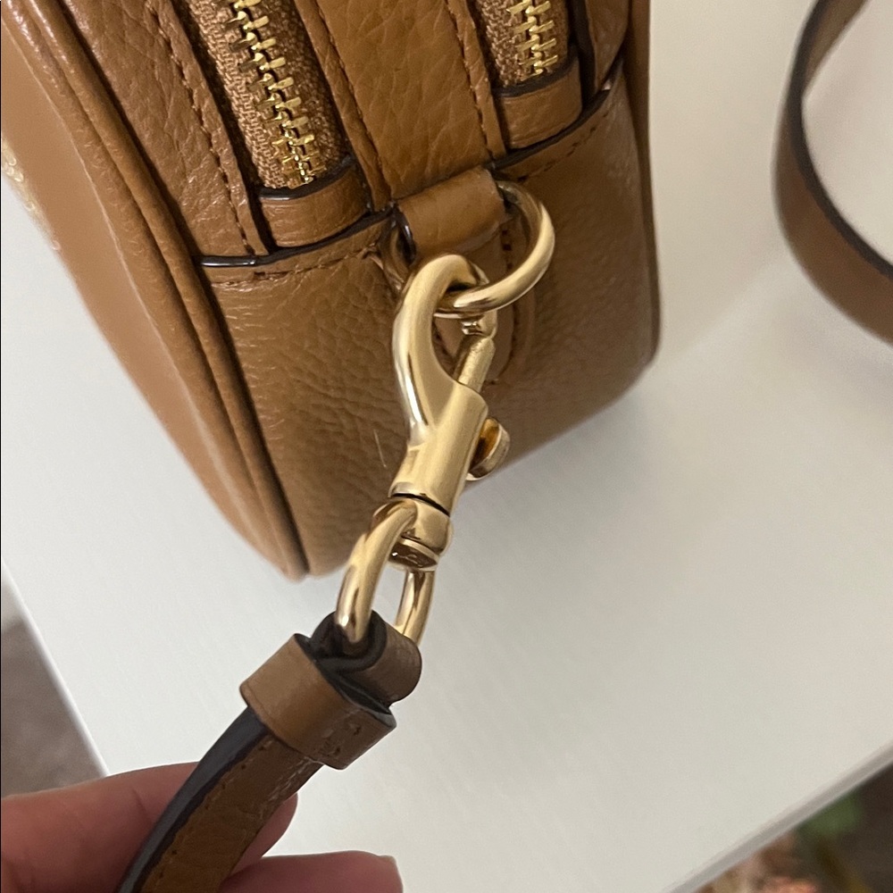 Coach Women’s Tan Leather Crossbody Bag NWOT - Picture 3 of 11